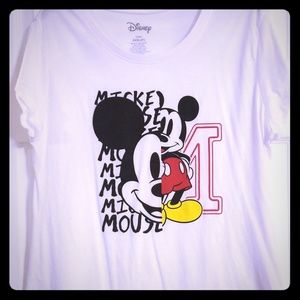 💥3 for $30💥 Mickey Mouse tshirt NWOT